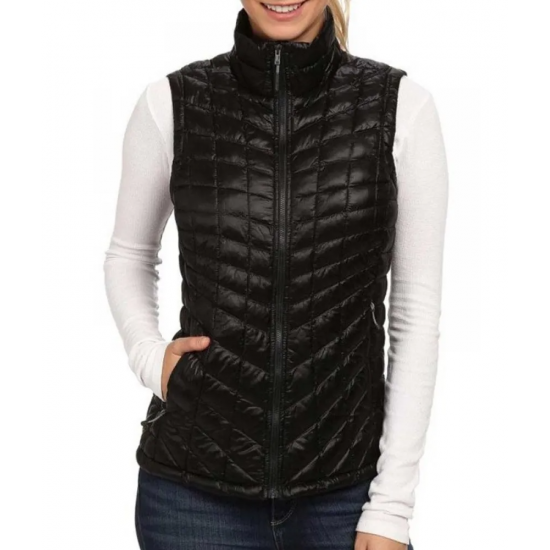 Melinda Monroe Virgin River S02 Black Vest